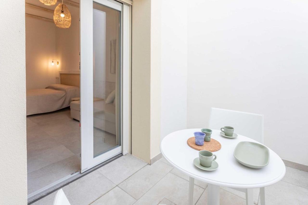Dimora Dei Maestri-Camera Con Veranda E Bagno Privati Felline Eksteriør billede