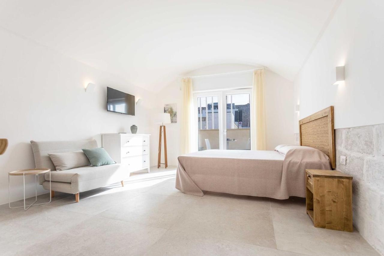 Dimora Dei Maestri-Camera Con Veranda E Bagno Privati Felline Eksteriør billede